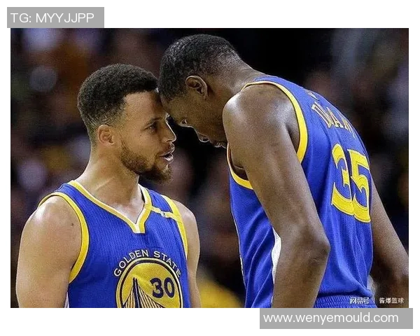 杭州篮球队在总决赛积分榜中以50分稳居第一名展现强劲实力