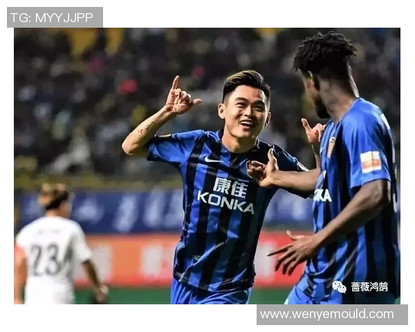 郑州足球明星的妻子是谁揭秘她的背景与故事 郑州足球明星的妻子是谁揭秘她的背景与故事