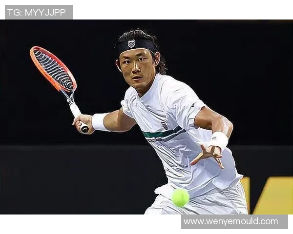 南京网球队以71分领跑世界锦标赛积分榜展现强劲实力 南京网球队以71分领跑世界锦标赛积分榜展现强劲实力